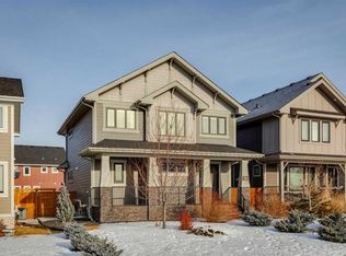 38 S Yarrow Gate, Rocky View County, AB T3Z 0C8