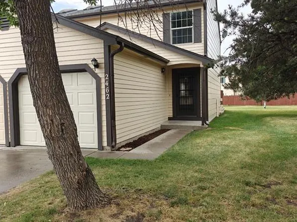 2462 Lexington Village Ln, Colorado Springs, CO 80916