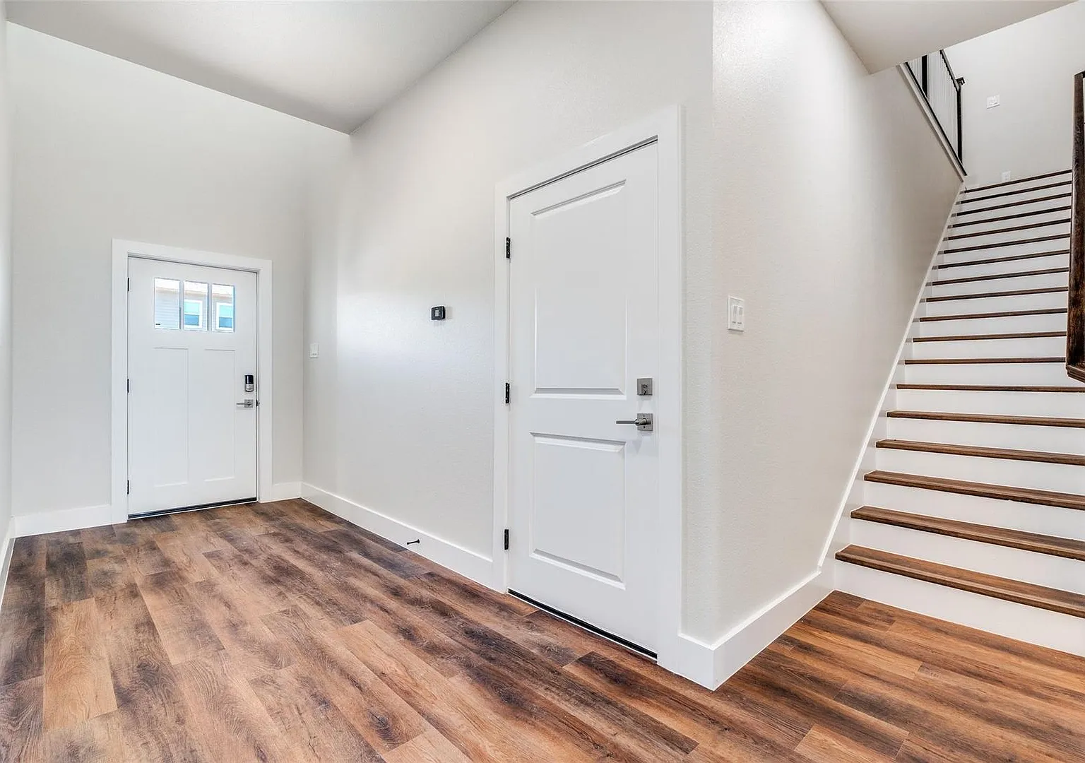 Stunning New Construction 3 Bedroom Townhome at Camp Wisdom Estates — Photo 3