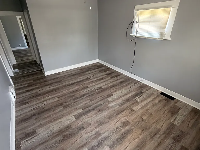 10111 Born Ave #1 — Photo 8