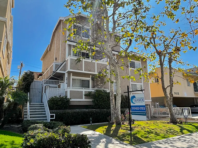 3618 Empire Dr #201 — Photo 1