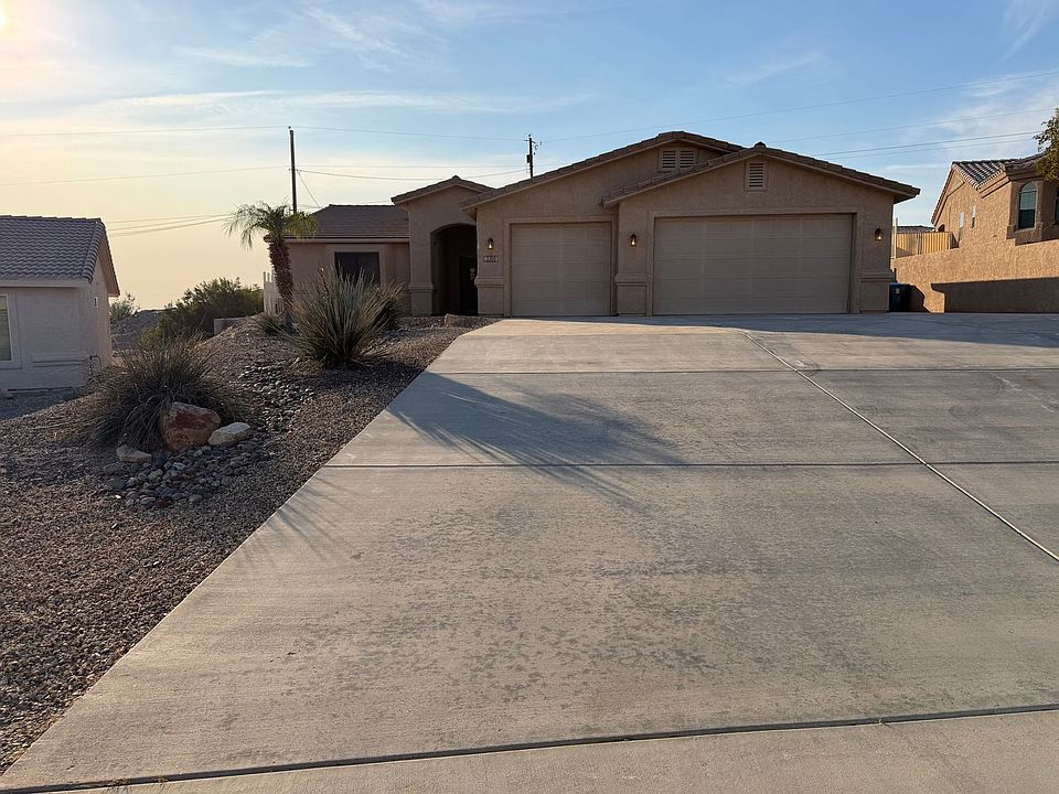 1st image of 3309 Dune Dr