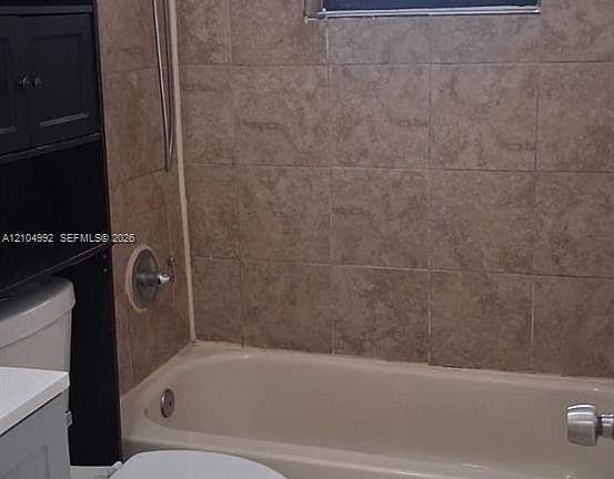 2nd image of 2332 Fillmore St #C