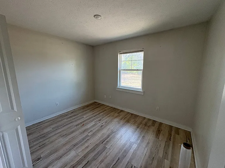 5717 Rebecca Ct — Photo 5