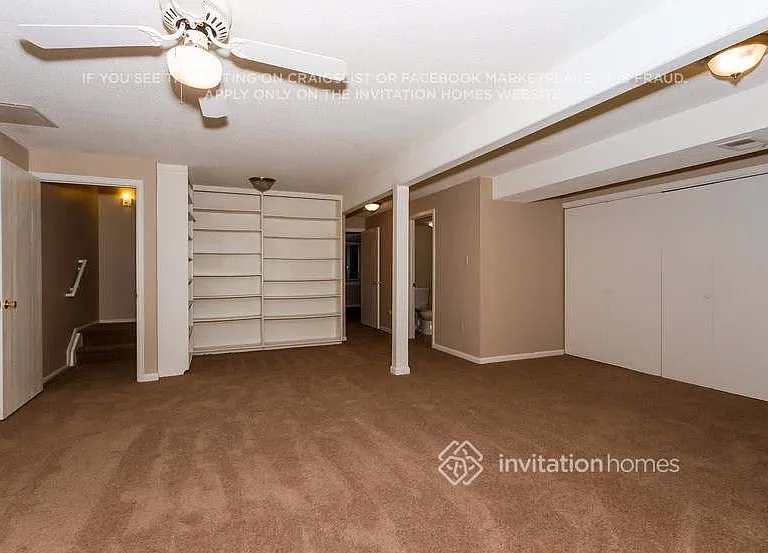 9276 Clermont Dr — Photo 18