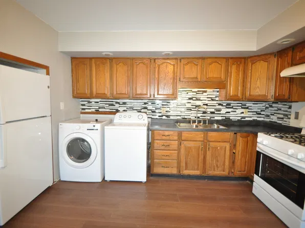 1852 North St, Bettendorf, IA 52722