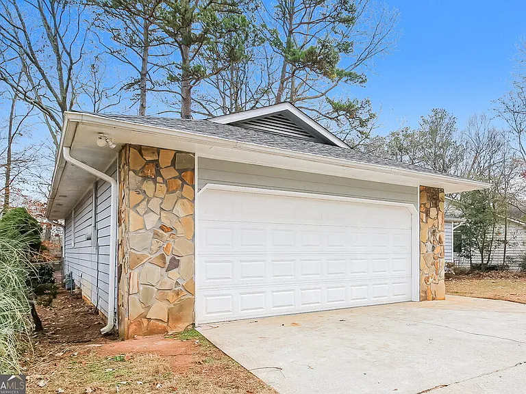 721 Pepperwood Trl — Photo 3