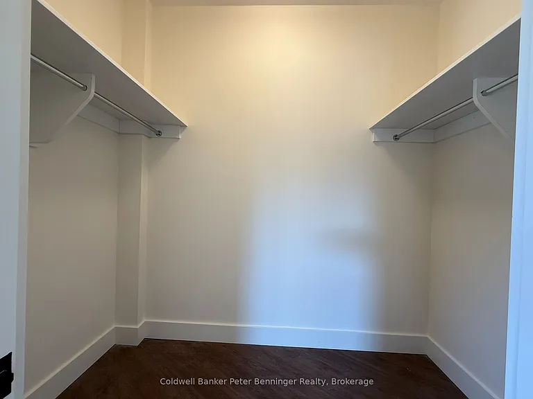 604 Queen St S #109 — Photo 15