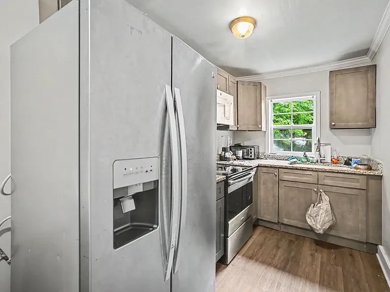 57 Corban Ave SW #C — Photo 7