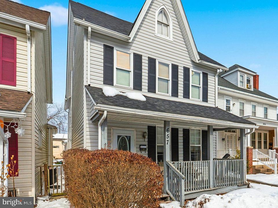 1st image of 657 Green St