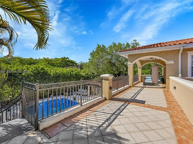 6200 Granada Blvd — Photo 27