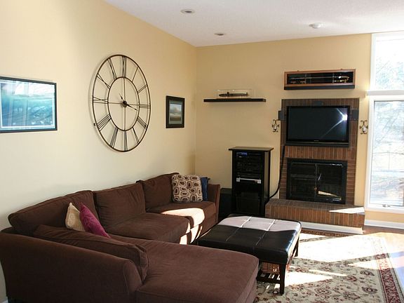 Main Room 2