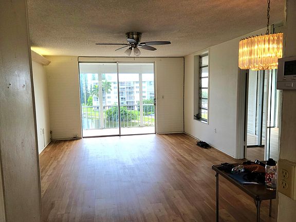 2nd image of 2851 Leonard Drive #J506