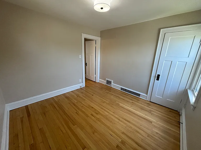 4535 N Newhall St #4535 — Photo 26