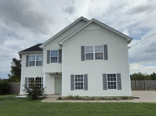 1239 California Dr, Murfreesboro, TN 37129