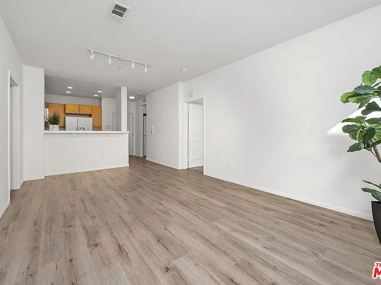 6400 Crescent Park E #217 — Photo 17