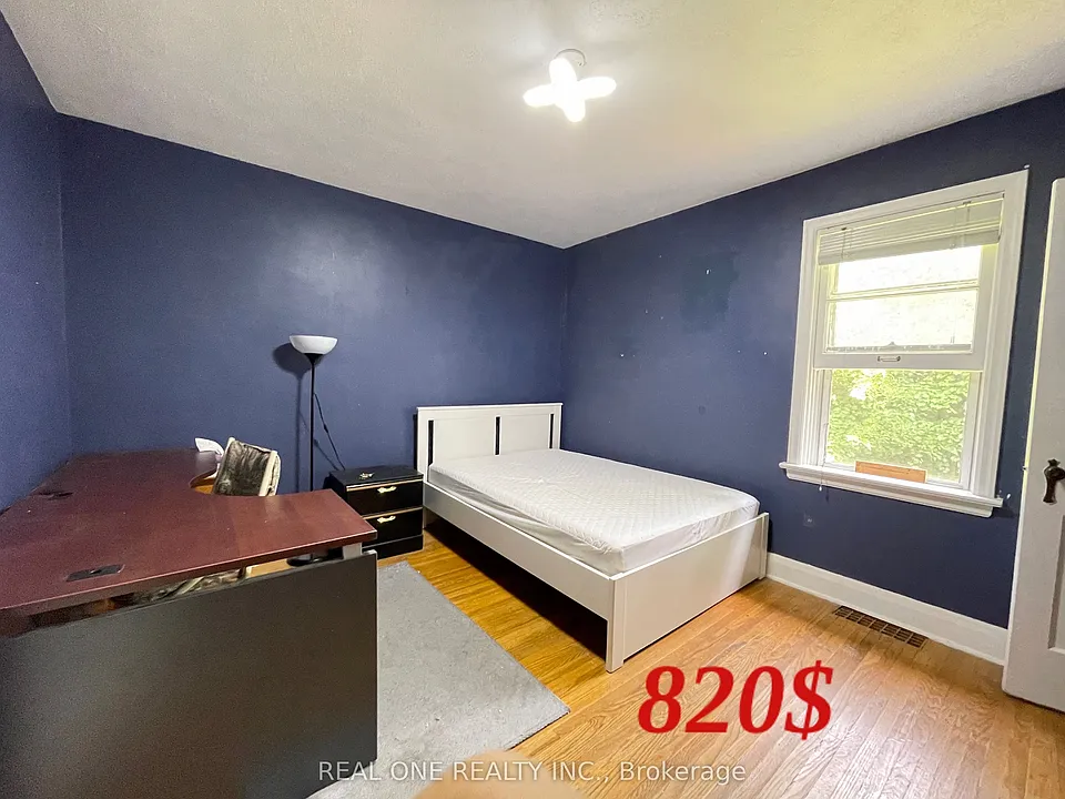 35 Bowman St