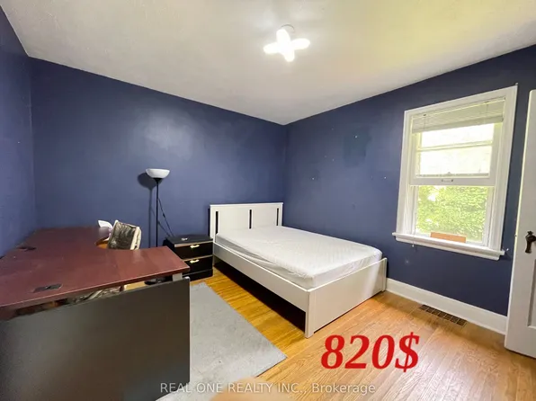 35 Bowman St, Hamilton, ON L8S 2T4