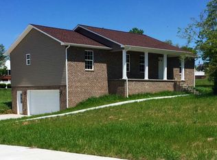 190 Birdie Dr, Mooresburg, TN 37811