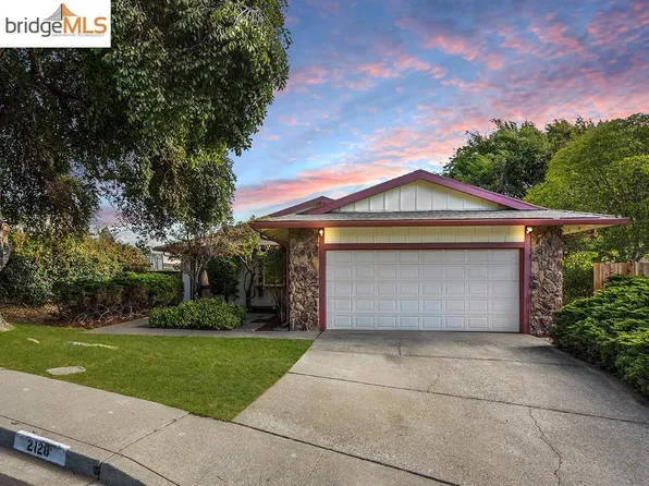 2128 Blue Jay Cir, Pinole, CA 94564