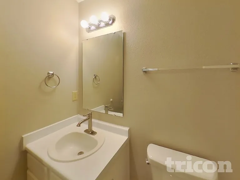 9822 Orange Blossom Trl — Photo 16