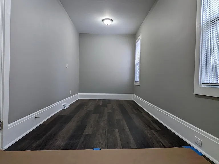 2201 W 83rd St #1 — Photo 12