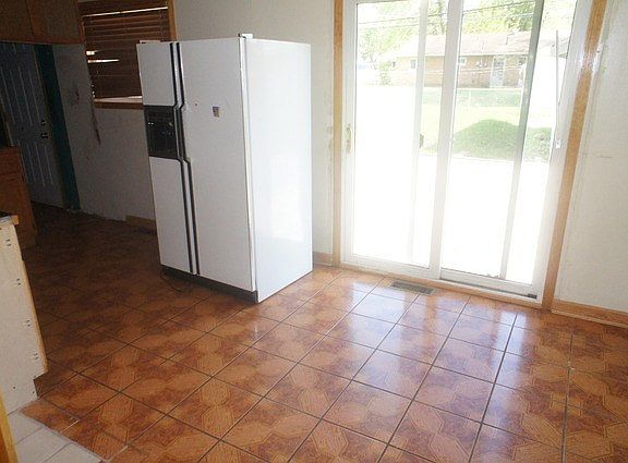 4th image of 125 Cypress Dr