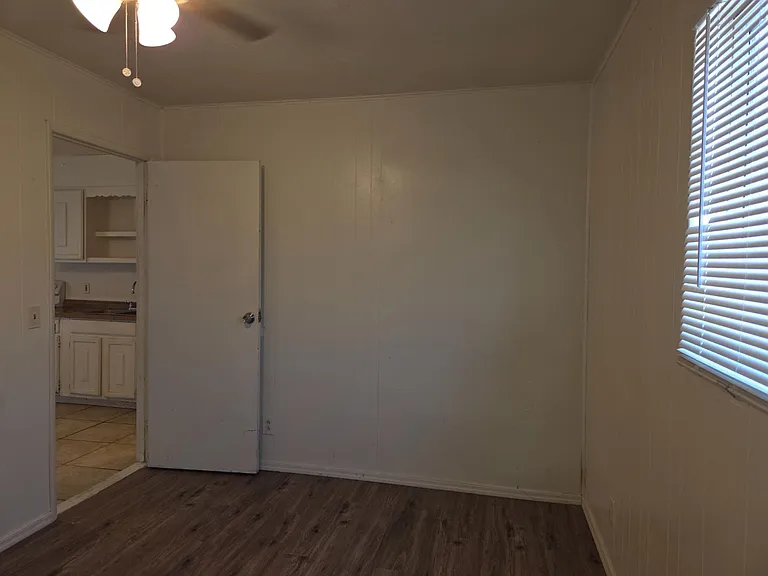 Unit Photo
