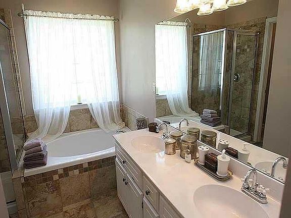 Spa-Like Master Bath