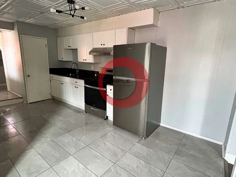 625 Willow St — Photo 1