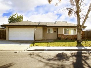 82 W Rall Ave, Clovis, CA 93612