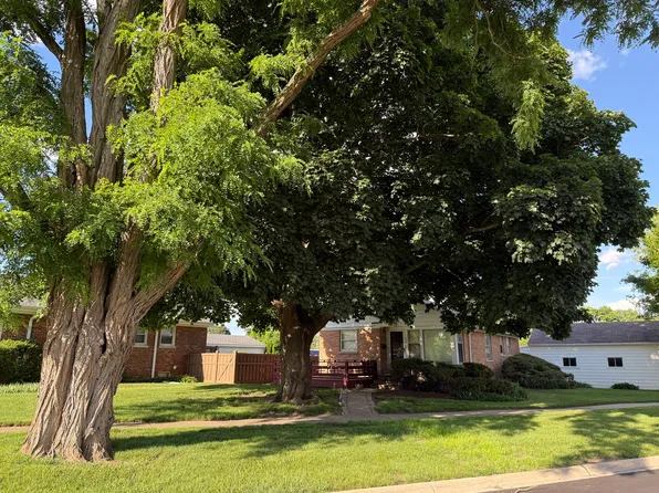 344 E Parallel St, Palatine, IL 60067