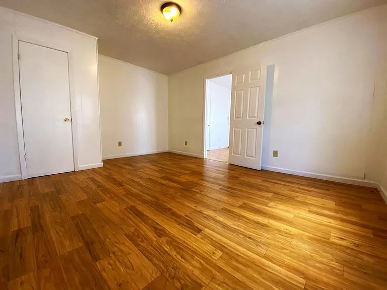 260 Port Republic Rd #5 — Photo 5