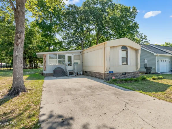 1585 Gate 2 SW, Ocean Isle Beach, NC 28469