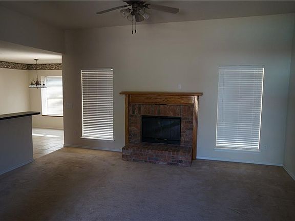 3rd image of 12401 Crystal Gardens Dr