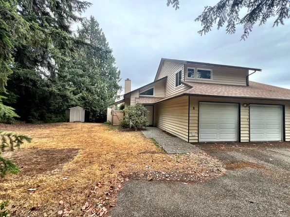 5925 Madrona Ave NE, Bremerton, WA