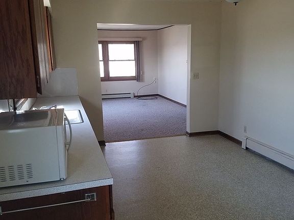 2nd image of 1816 1/2 10th St E