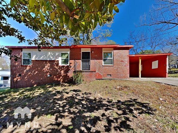 3754 Clovis Ct NW