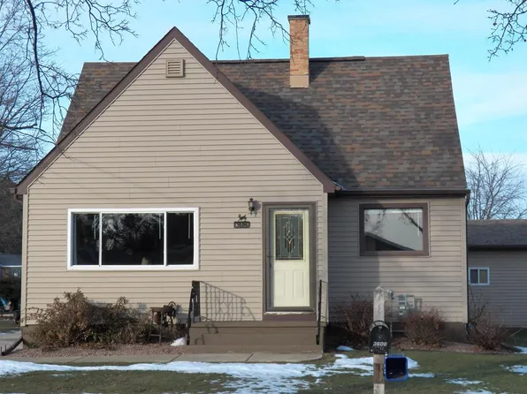 3606 Division STREET, Manitowoc, WI 54220