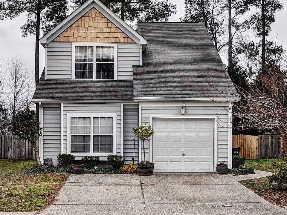 1st image of 111 Dorothy Dr