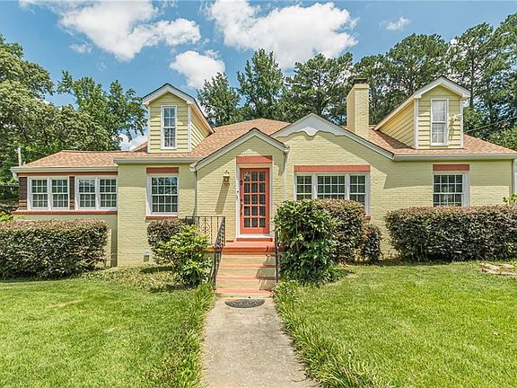 5th image of 2367 Ridgeway Ave