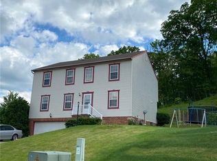 1220 Sandstone Ct E, Tarentum, PA
