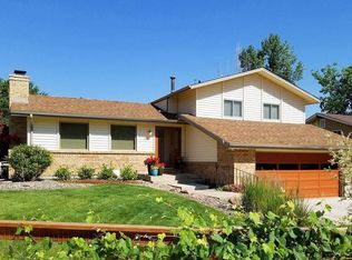 31 Burlington Way, Longmont, CO 80501