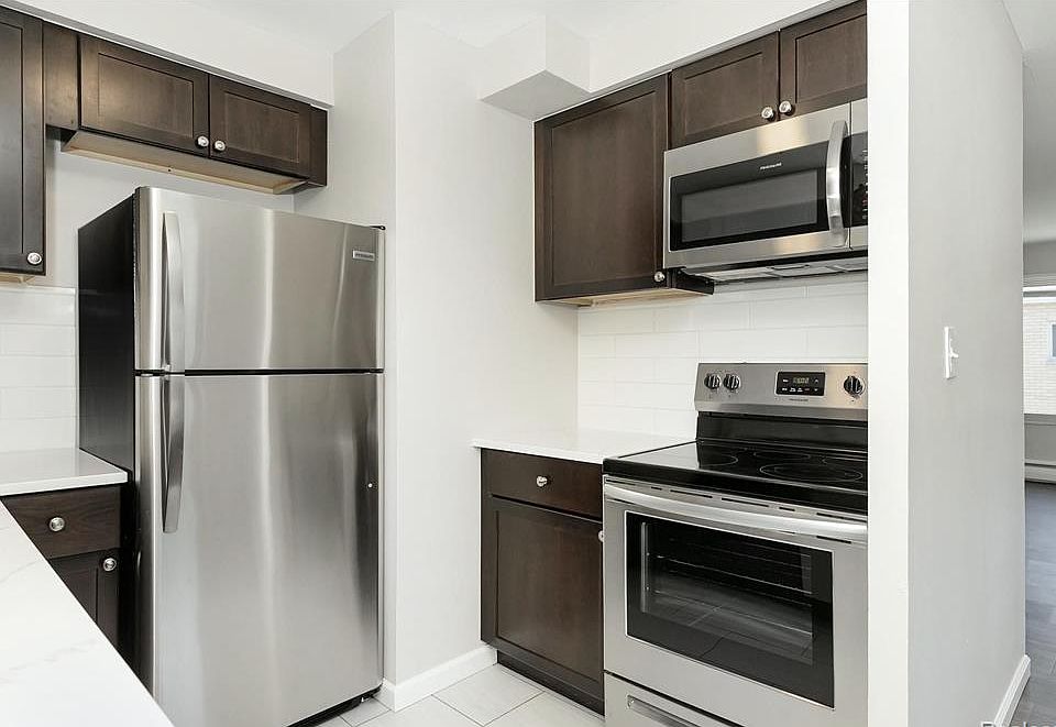3330 Greenfield Rd # 16, photo 9