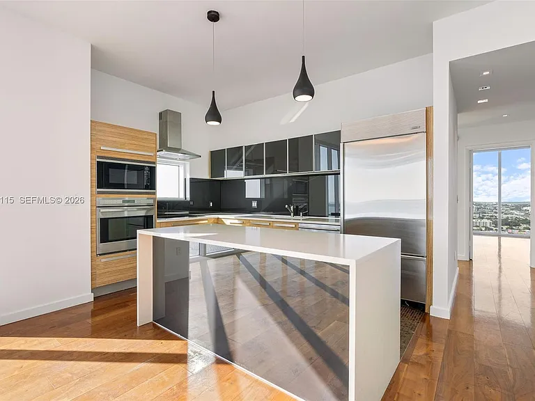 2020 N Bayshore Dr #3510 — Photo 11