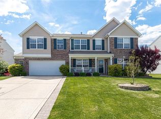 2312 S Briarwood Dr, New Palestine, IN 46163