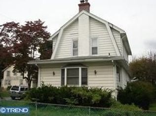 40 Cloverdale Ave, Upper Darby, PA 19082