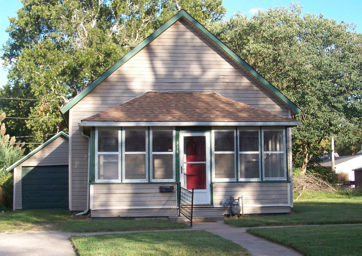 214 S Kansas Ave, Chanute, KS 66720 Zillow