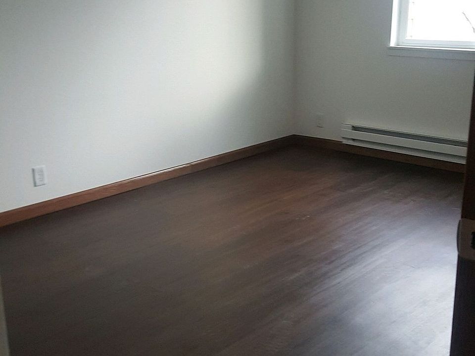 1st image of 1800 E F St #20