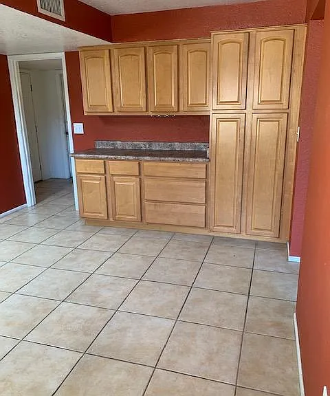 1797 N Evelyn Ave — Photo 6